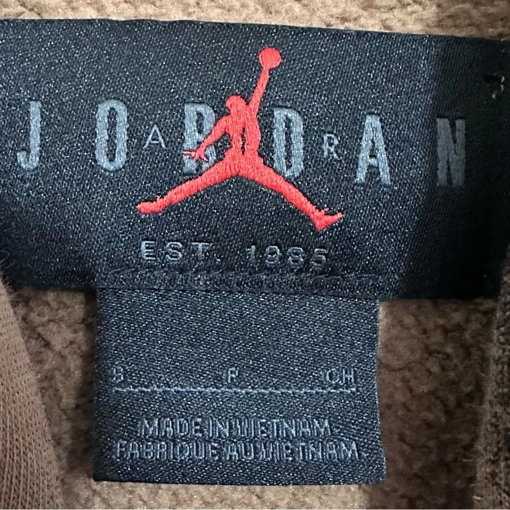Jordan Essentials Plaid Pullover Hoodie Large Brown Tan British Tan Jumpman